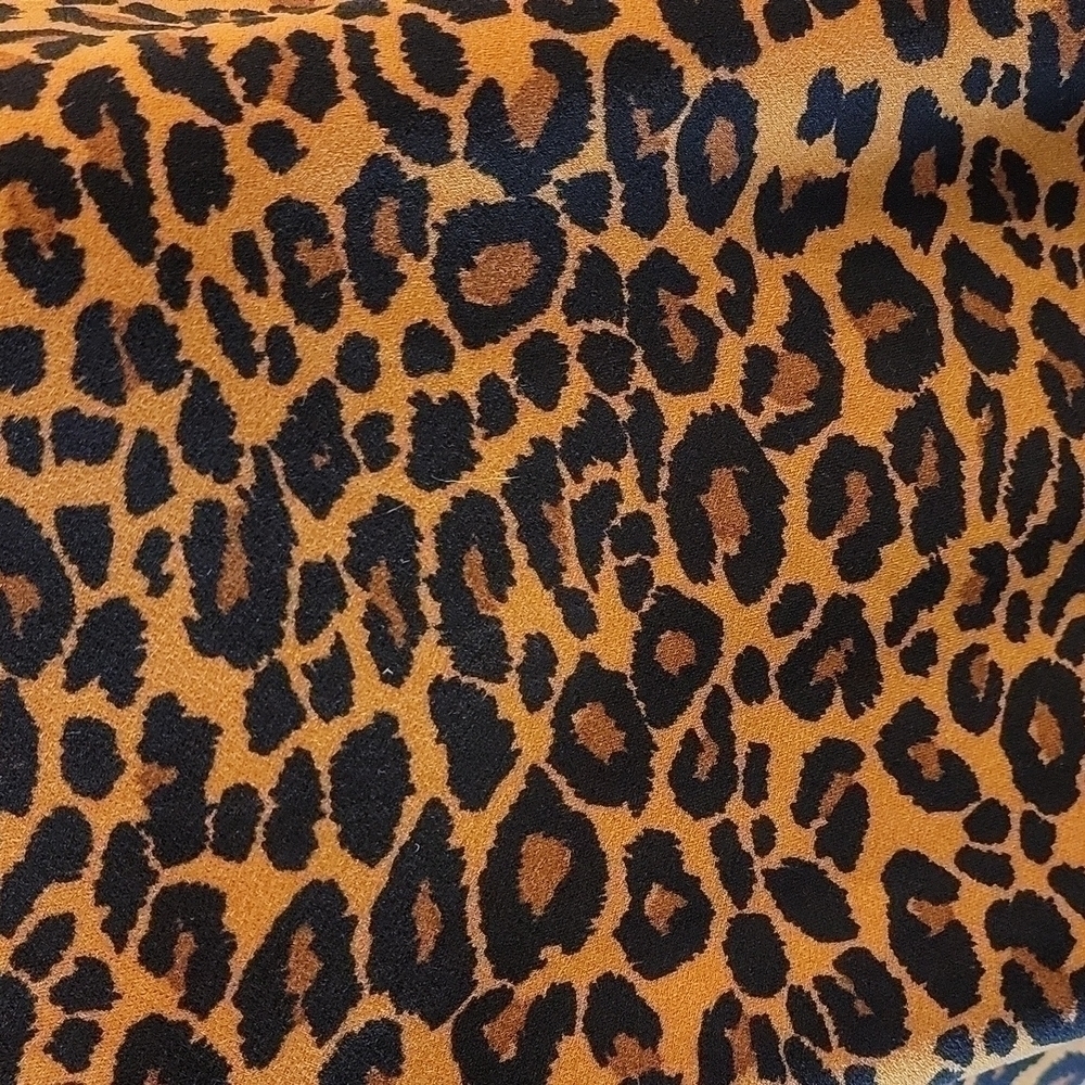 Leopard Print Sleeveless Top For Women Size 0x - Picture 3 of 11